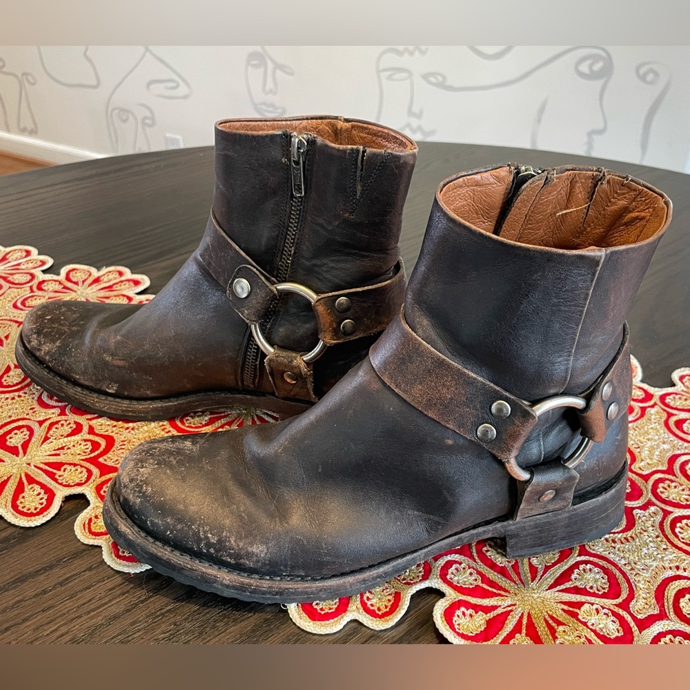 Frye Black and Brown Ankle Boots - Picture 2 of 8